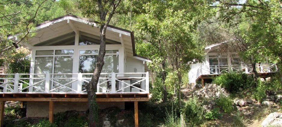 Sakli Gol Evleri Hotell Karacaören Exteriör bild